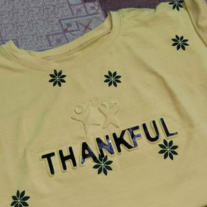 🟡Yellow Beautiful T- Shirt 🌻