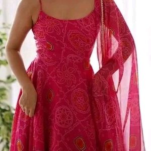 Sleeveless Gown With Dupatta