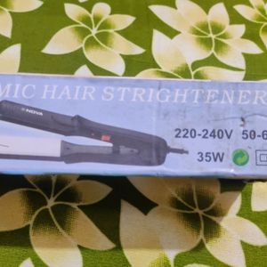 Nova Ceramic Hair Straightener