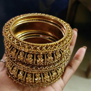 Golden Bangles 2.5