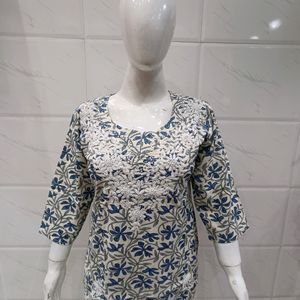 Lakhnavi Short Kurti