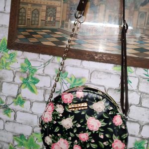 Beautiful Floral Sling Bag 😍