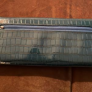 Metro Leather Clutch ( Dark green)