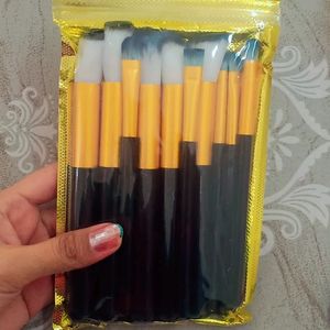 10 Makeup Brushes Set