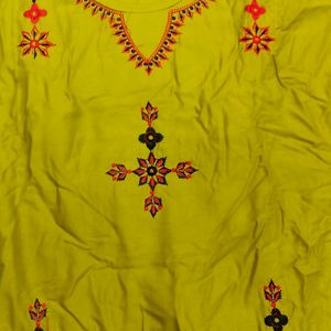 Kurti Set