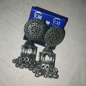 Earrings 4 Set