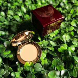 Expiry 2026 | Charlotte Tilbury Airbrush Powder