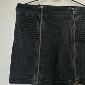 H&M SHORT DENIM SKIRT