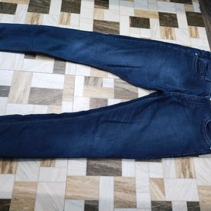 Men Dark Blue Naro Fitting Jeans Pant