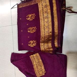 Saree With Blouse