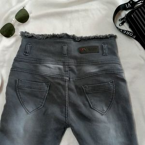 💥Price Drop💥 (🎉 Freebies☑️) Skinny Fit Jeans