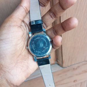 Watch (Battery Needed)