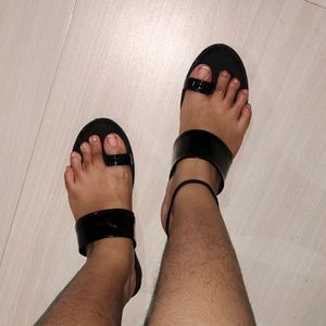 Sandals With 1inch Heel