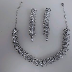 Artificial Jewellery Set Like NEW