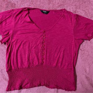 Every girl deserves a pink top<3