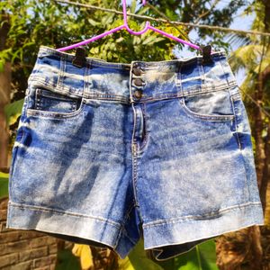 BLUE HOT PANTS /SHORTS