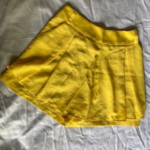 Sale🥳SHORTS CUM SKIRT Size 26 Inches Stretchable