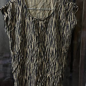 Stylish Zebra-Print Casual Top