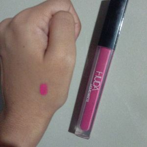 HUDA Liquid Matte Lipstick