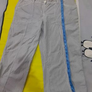 H&M  Brand Cotton Capri Trouser