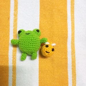 Crochet Frog And Bee Combo 🐝