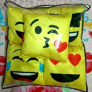 Cute Smiley Cushions Set Of 5 Pc