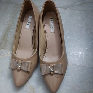 ELLE pump Heels