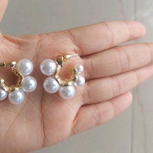 Trendy Pearl Hoops