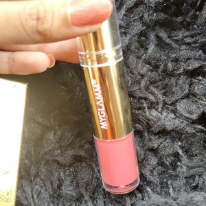 New MyGlamm Super Duo Lipstick