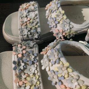 Zara Kids Flower Sandals US Size 6.5 Inch