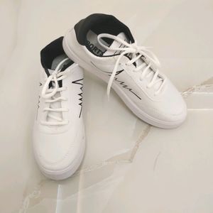 Modern Unisex Casual Shoes