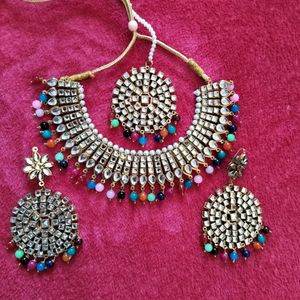 Multicolored Kundan necklace Set