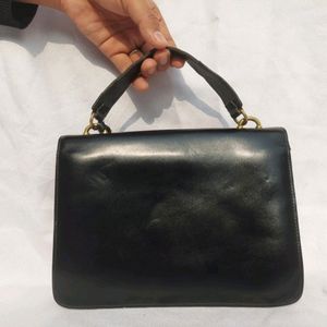 Yves Saint Laurent Sling Bag