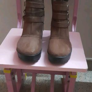 Brown Boots For Women 👢✨️