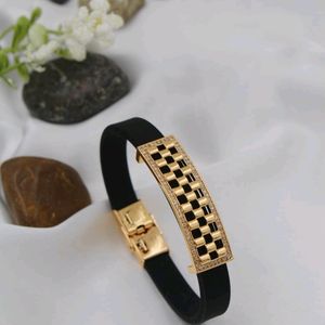 PREMIUM QUALITY ADJUSTABLE BLACK BAND CUM BRACELET