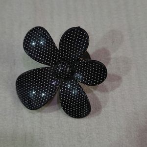 FLOWER HAIR CLIPS