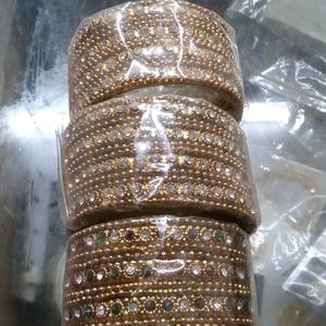 Oder Now Trendy Bangles 🤎