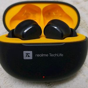 Realme T100 Bluetooth Earphones