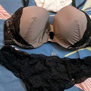 Combo Of Four Imported Fabric  Hnm  Bra N Panty