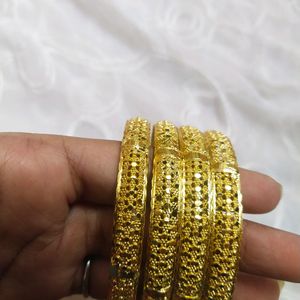 Bangles..!✨