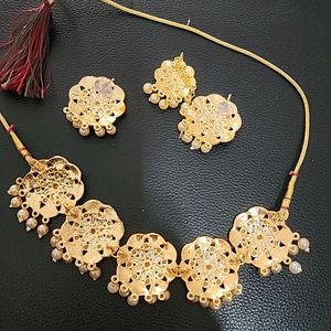 Necklace Set