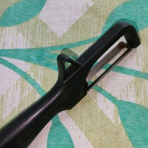 Fruit & Vegetable PEELER