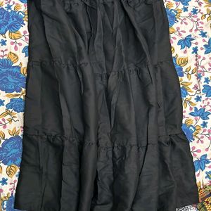 Korean Girl Stylish Skirt