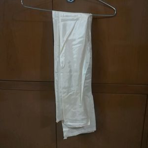 New Off White Churidar Leggings For wome