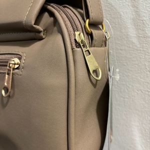 SLING BAG