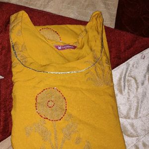 Yellow daily wear kurti for girls and women..