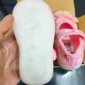 Lighting Baby Girl Shoes Like New