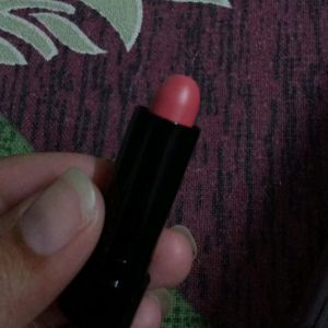 Million Colour Lipstick + Free Gift