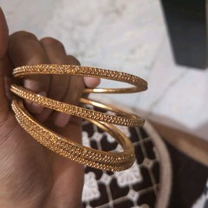 Four Bangles With Two Kada