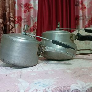 Two Cooker Pressure Cooker2.5 litre and 7.5 litr